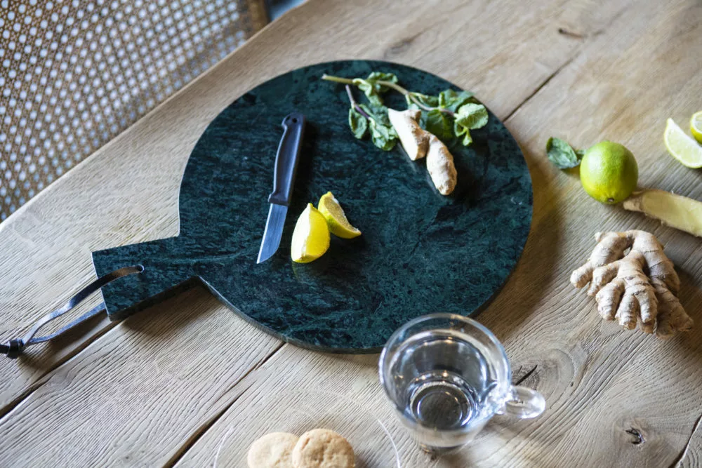 Pyöreä Valkoinen Marmorinen Leikkuulauta 2 Pyöreä Valkoinen Marmorinen Leikkuulauta - Image 2