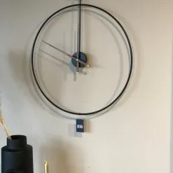 Sundial Large Seinäkello, Musta -Keittiö myymälä CBC2FABC 2C84 4B6C 8286 E2F58003F7BE rotated e1634022113350