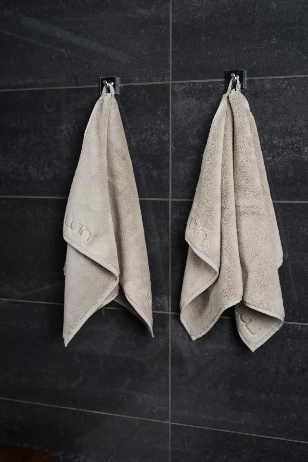 LUIN Käsipyyhe 50×80 Sand 2 LUIN Käsipyyhe 50×80 Sand - Image 2