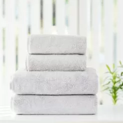 LUIN Kylpypyyhe 70×140 Pearl Grey -Keittiö myymälä Luin Living Towels Pearl Grey 1 scaled e1606379429563 1