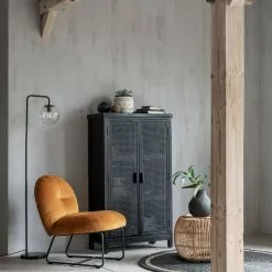 MUST LIVING Provence Musta Rottinkikaappi -Keittiö myymälä Snugg Must Living cupboard provence lounge chair bouton 1