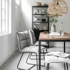 Elemental Tiikkipuinen Ruokapöytä, Useita Kokoja -Keittiö myymälä Snugg Must living ruokailuryhma Elemental Cloud harmaa 1