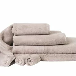 LUIN Kylpypyyhe 70×140 Sand -Keittiö myymälä Towels Sand Luin Living 2 scaled e1606379259925 1