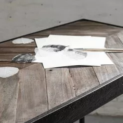 CRISS CROSS Tiikkipuinen Työpöytä 10 CRISS CROSS Tiikkipuinen Työpöytä -Keittiö myymälä cc 206880 writing desk detail 2