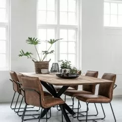 Delaware Konjakinvärinen Ruokapöydän Tuoli -Keittiö myymälä curves dining table ri 200014 side chiar delaware sfeer 1 1