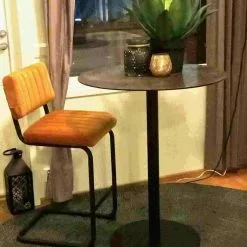 Iso Tekokasvi Purkissa -Keittiö myymälä image0 2