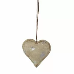 Koristesydän Pieni, Hopeat Täplät Lehmäntaljassa